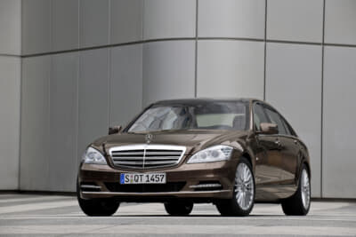 W221型S600ロングのフロントスタイル