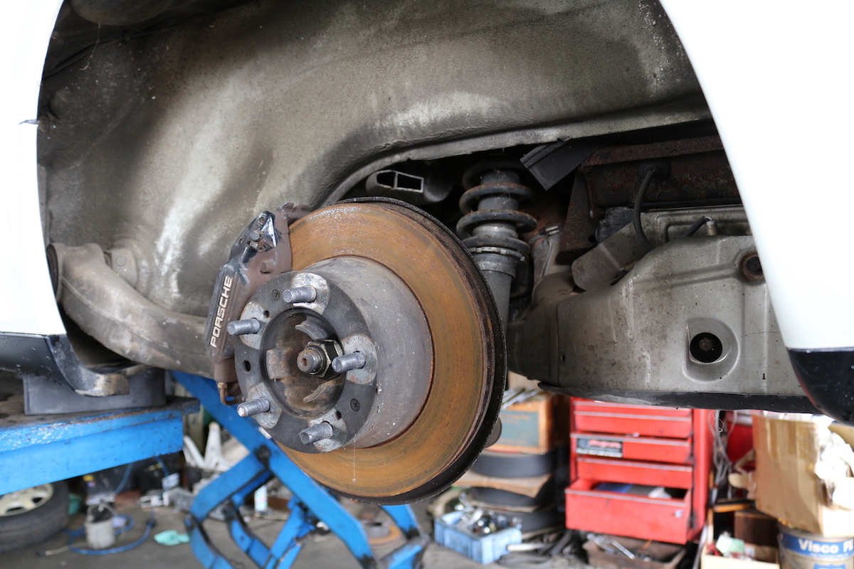 964型ポルシェ911のブレーキ周り