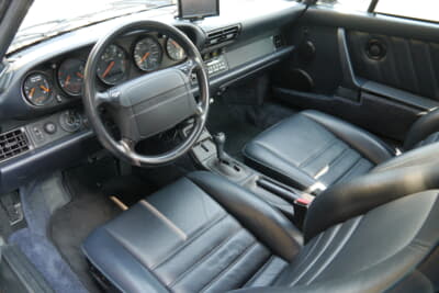 964型ポルシェ911のインテリア