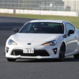 サーキット走行のレコードラインの譲り方