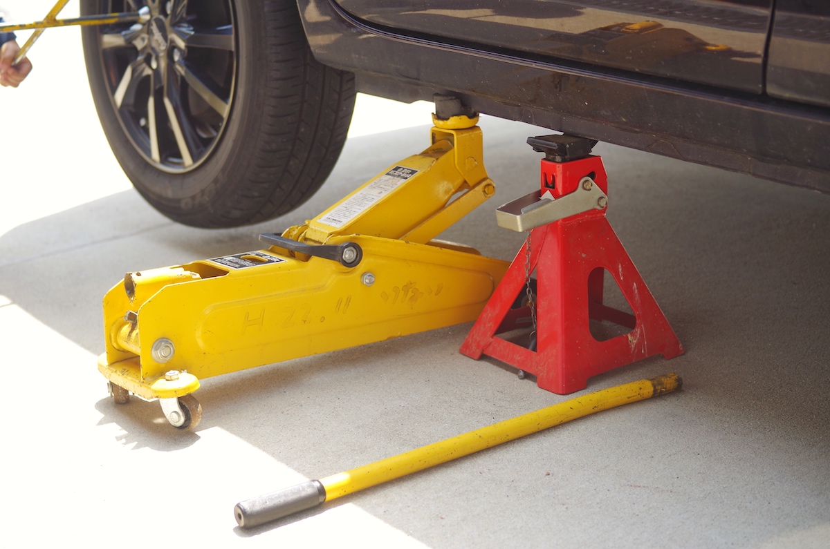 ガレージジャッキ