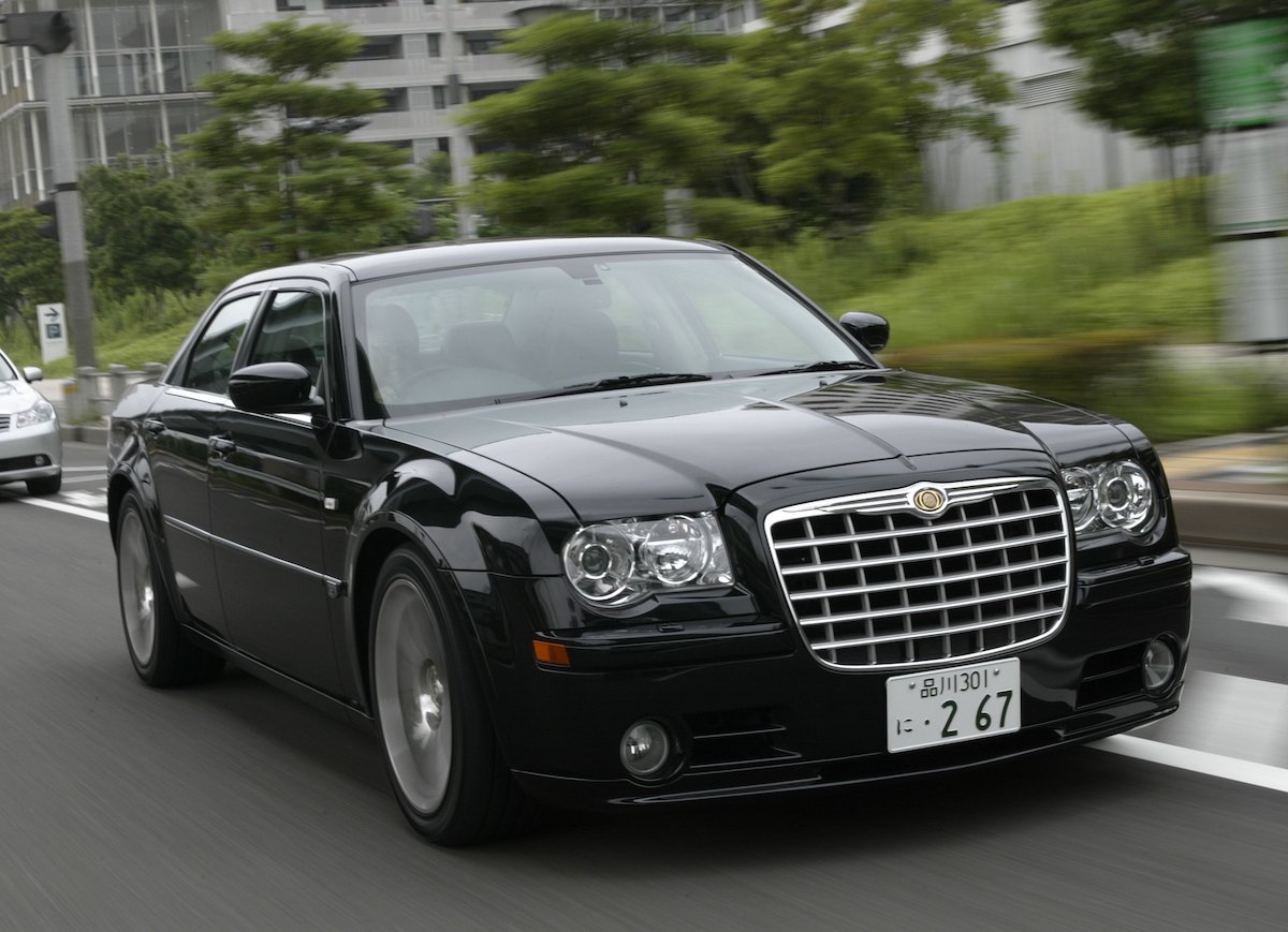 初代クライスラー300C SRT8の走り