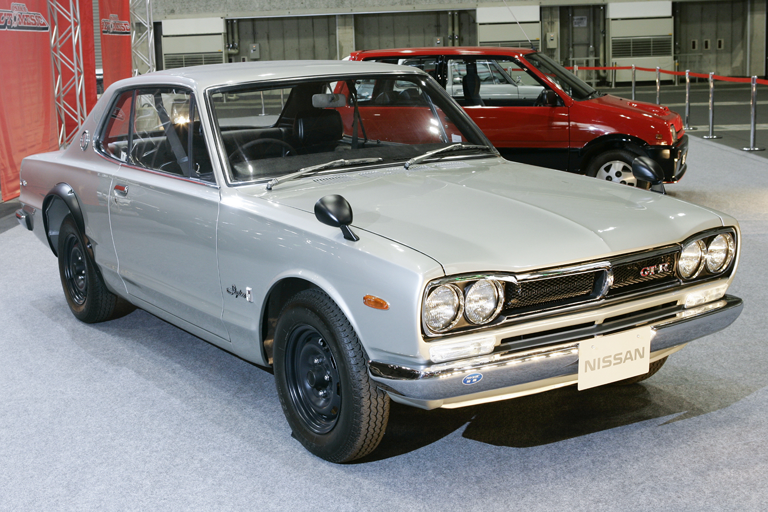 日産スカイライン2000GT-R