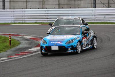 GR86/BRZ Cup 2022第1戦プロフェッショナルシリーズで優勝した谷口信輝選手