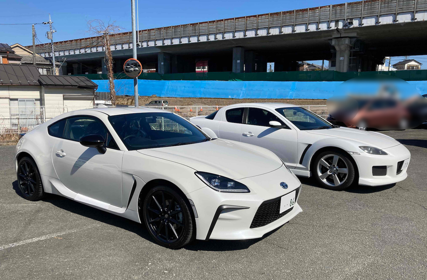 GR86とRX-8