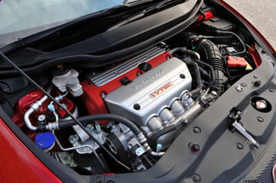 K20A型2L直列4気筒DOHC VTEC