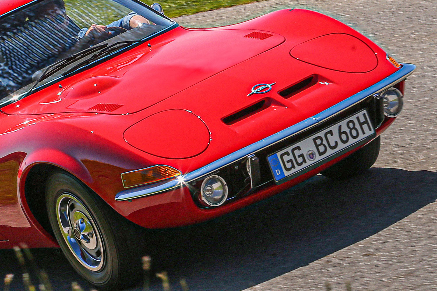 オペル1900GTって知ってる？ 見た目はトヨタ2000GTにそっくりなドイツ