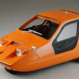 DNAコレクティブル製1/18ミニカー「ボンド・バグ」