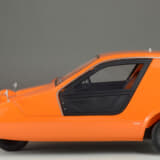 DNAコレクティブル製1/18ミニカー「ボンド・バグ」