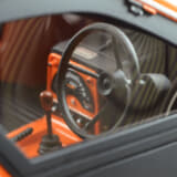 DNAコレクティブル製1/18ミニカー「ボンド・バグ」