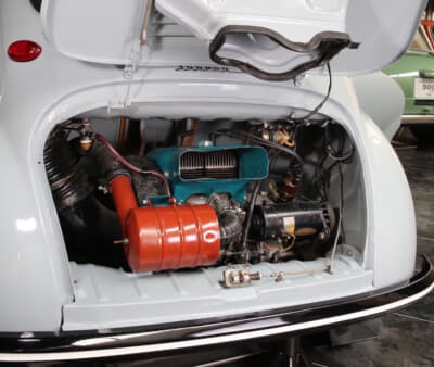 EK31型強制空冷2気筒2ストロークエンジン