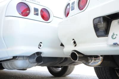 純正と社外品のイメージ