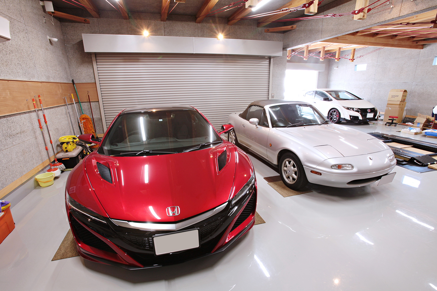 ヨタハチ」から「NSX」まで4台収容×2棟の夢のガレージ！ 賃貸ガレージを借りて学んだノウハウとは？ |  ～カスタム・アウトドア・福祉車両・モータースポーツなどのカーライフ情報が満載～ AUTO MESSE WEB（オートメッセウェブ）