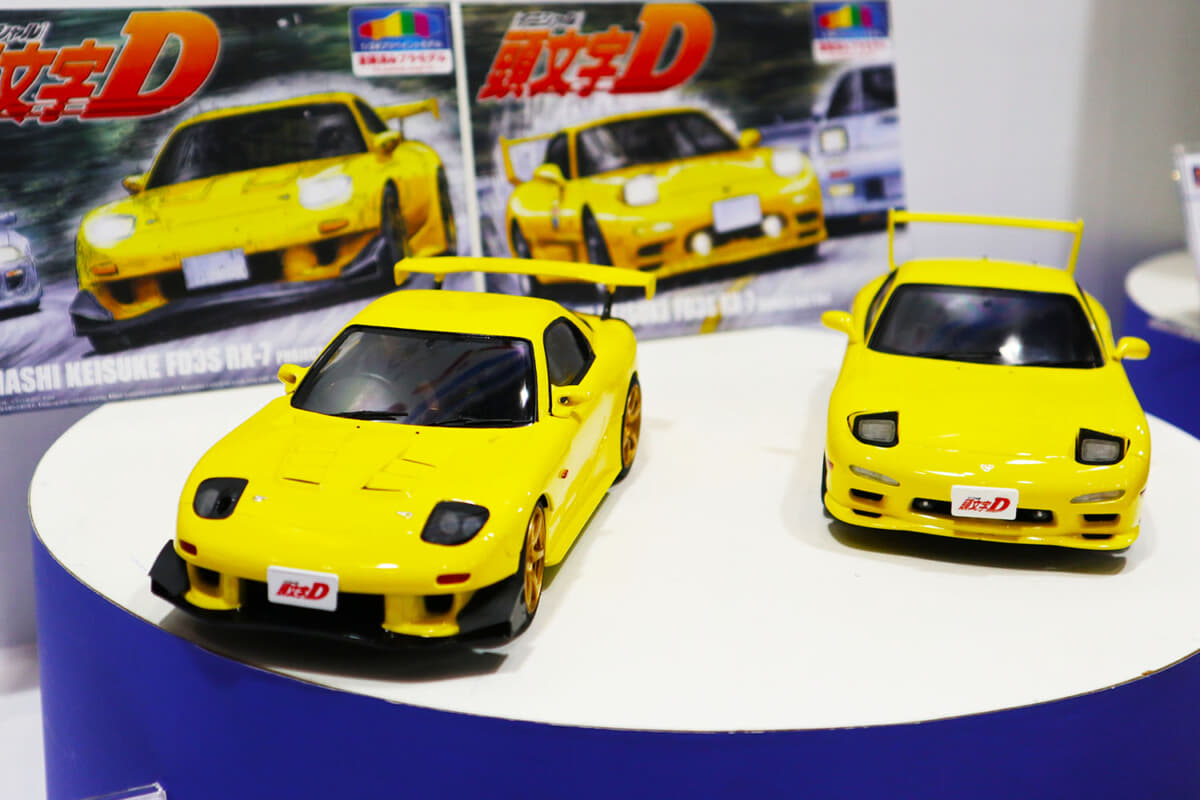 頭文字D」のマツダ「RX-7」がデビュー！ 高橋兄弟の4モデルがアオシマ「1／24プリペイントモデル」になりました |  ～カスタム・アウトドア・福祉車両・モータースポーツなどのカーライフ情報が満載～ AUTO MESSE WEB（オートメッセウェブ）