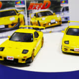 アオシマの1/24プリペイントモデルから新発売の高橋涼介のRX-7