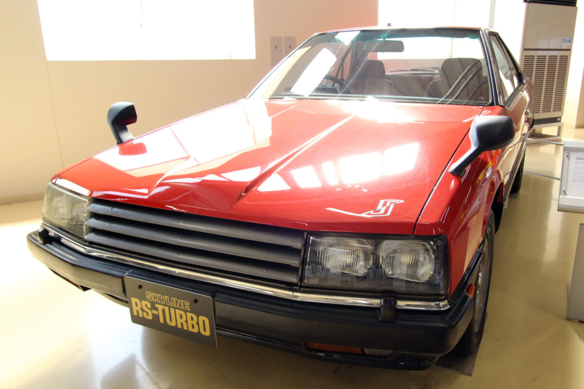 DR30 鉄仮面 スカイラインスーパーシルエット カルソニック 2.4Gプロポ 画像ギャラリー】「GT-R」ではない「史上最強のスカイライン」と