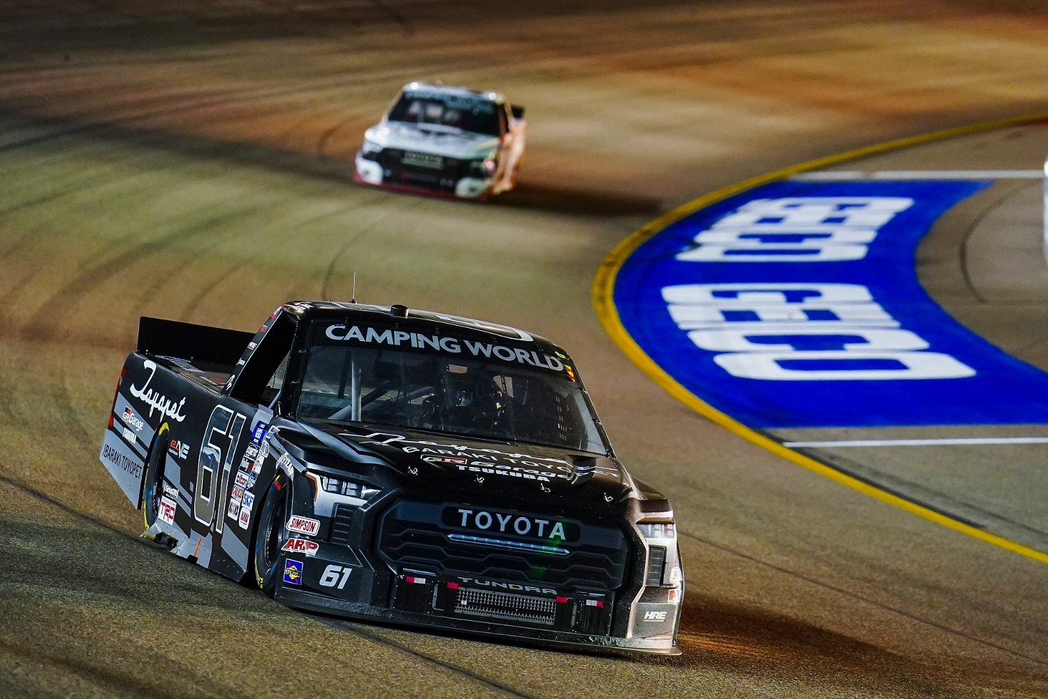 今週値下げ人気のESSEX ENCM バリ山 NASCAR付 4本 ハイエース 今週値下げ人気のESSEX ENCM バリ山 NASCAR付 4本 ハイエース