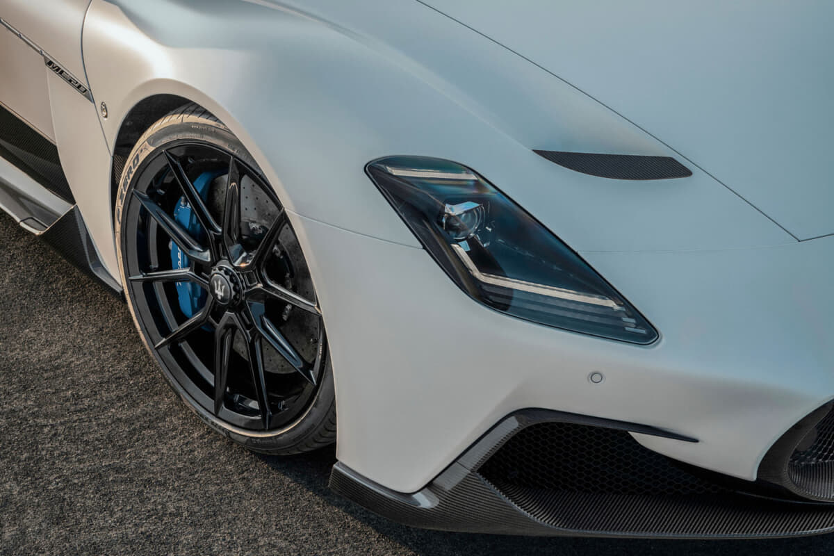 00_AMW_221226_novitec-mc20_08-