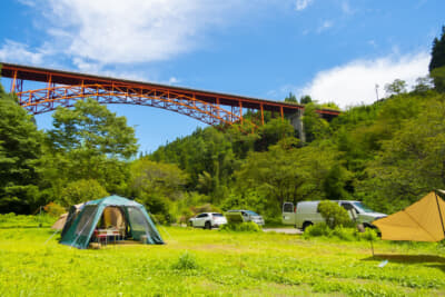 夏キャンプのイメージ