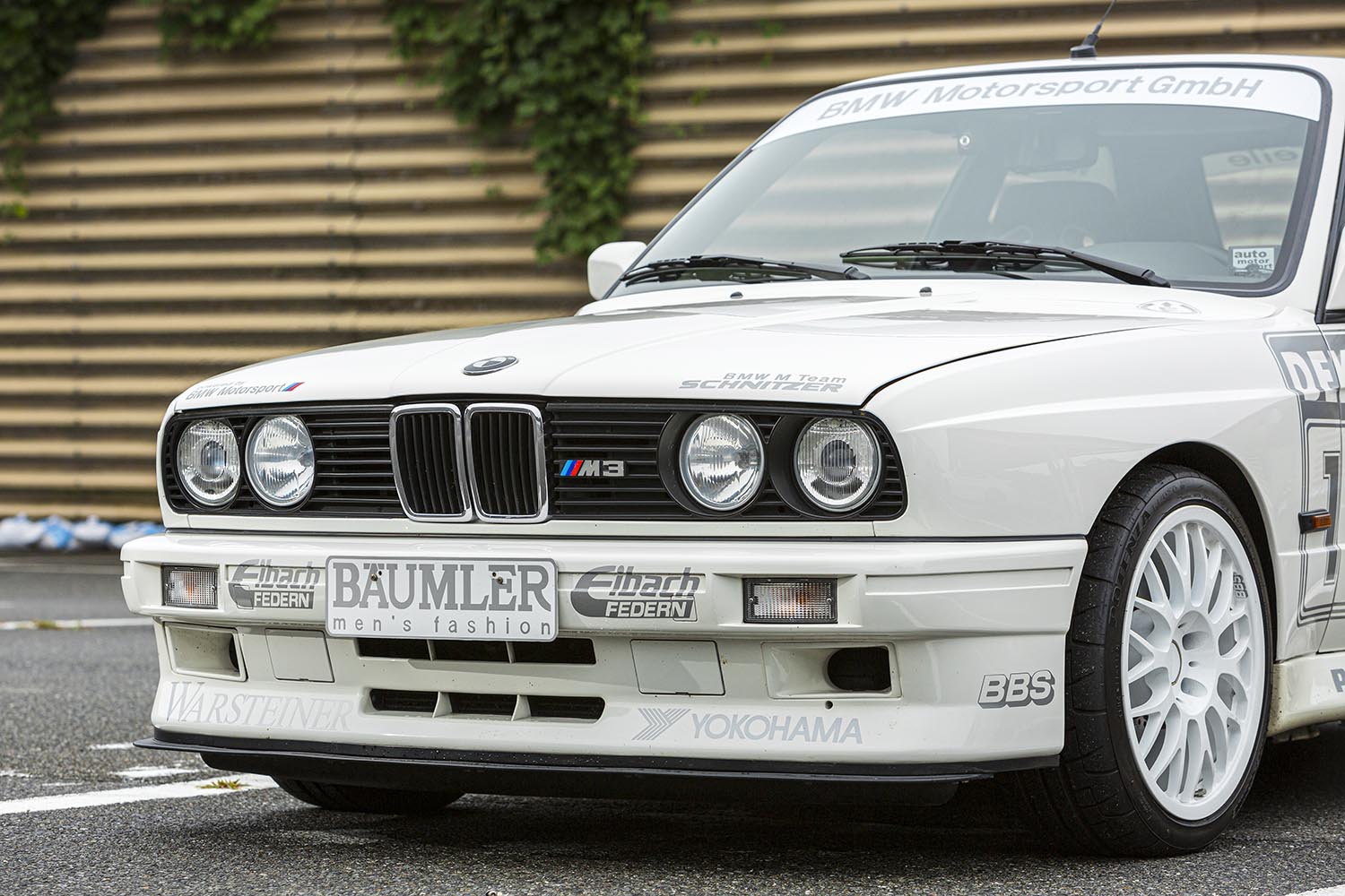 hip.レーシング　BMW M3 E30ボディ　新品未走行品！ s-l1200.jpg