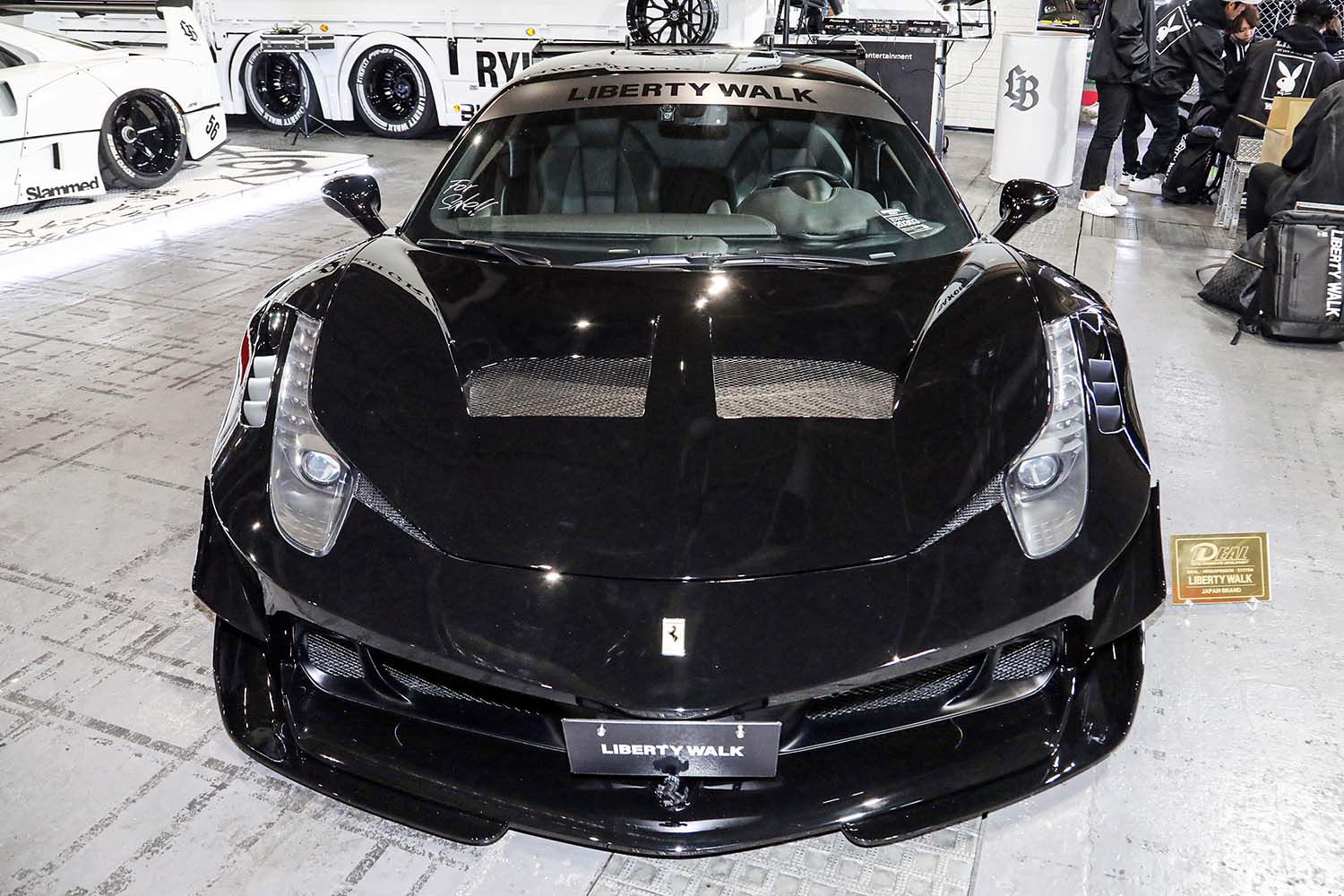 リバティーウォークのフェラーリ「458」が「OAM2023」に降臨