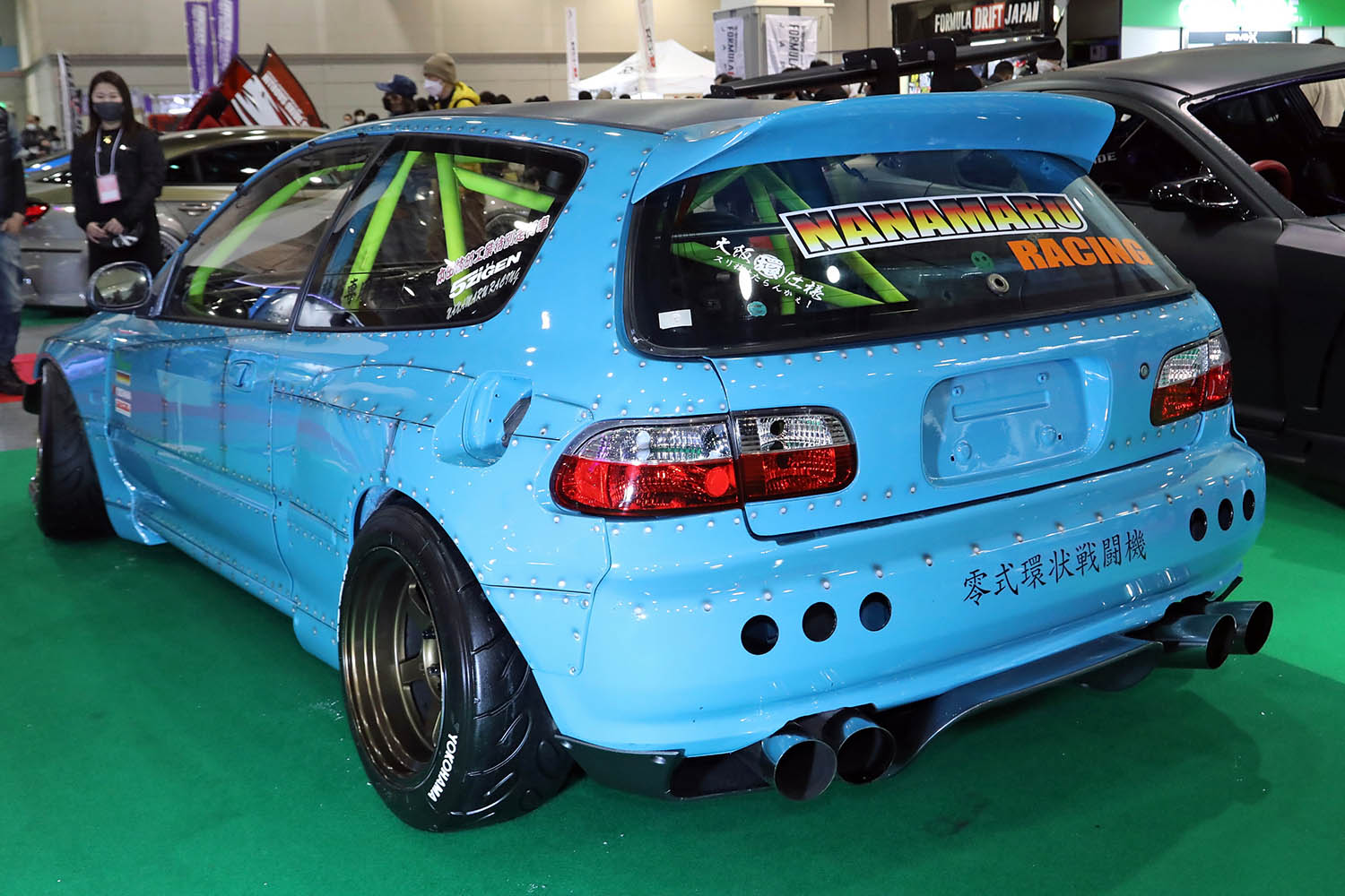 80年代「環状族」をリスペクトした「シビック」はビス止めアート