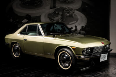 日産 シルビア：フレーム構造の採用によりボディパネルの強度確保が不要となり高いデザインの自由度を実現
