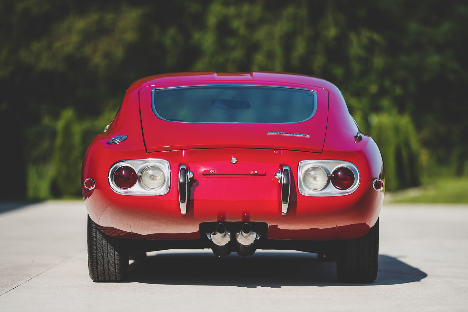 昭和懐かしの名車「トヨタ2000GT」は1億円が相場！ 70年代スーパーカーブーム時代から「幻の名車」でした【スーパーカー列伝05】 | AUTO  MESSE WEB（オートメッセウェブ） 〜クルマを文化する 〜