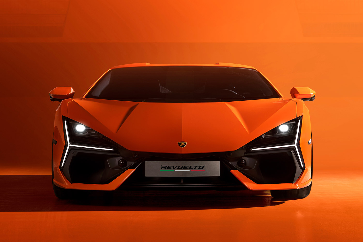 30_20230329_lamborghini_revuel
