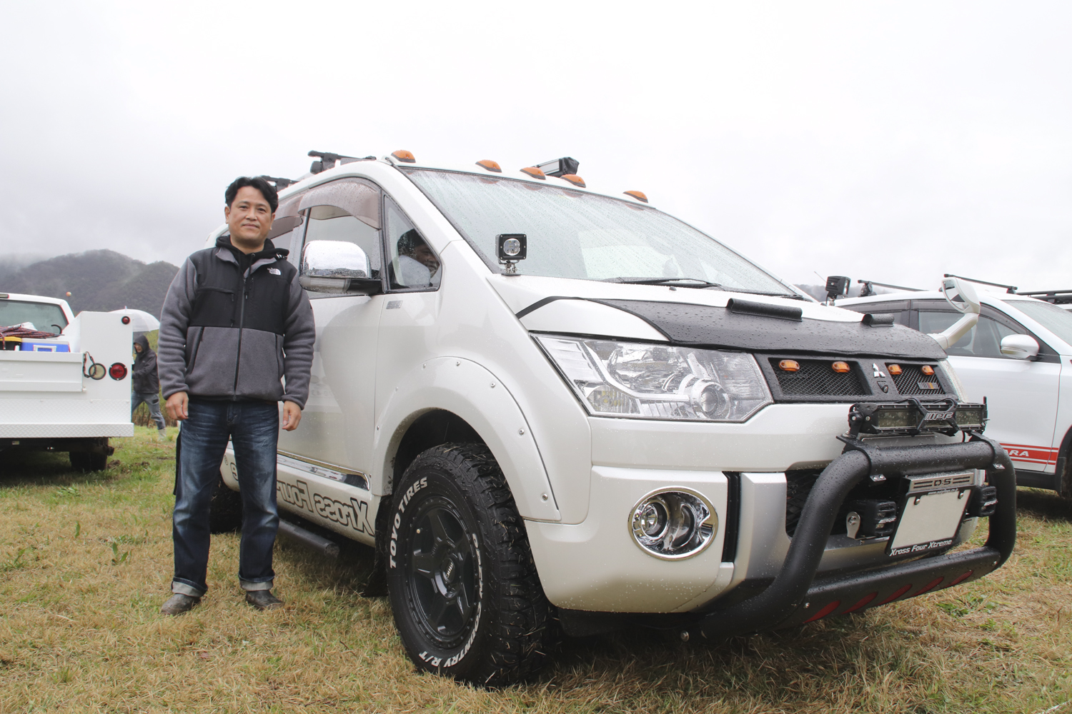 親の代から三菱車！ アメリカンにカスタムした「デリカD:5」オーナーは19年間「RVR」一筋でした | AUTO MESSE  WEB（オートメッセウェブ） 〜クルマを文化する 〜