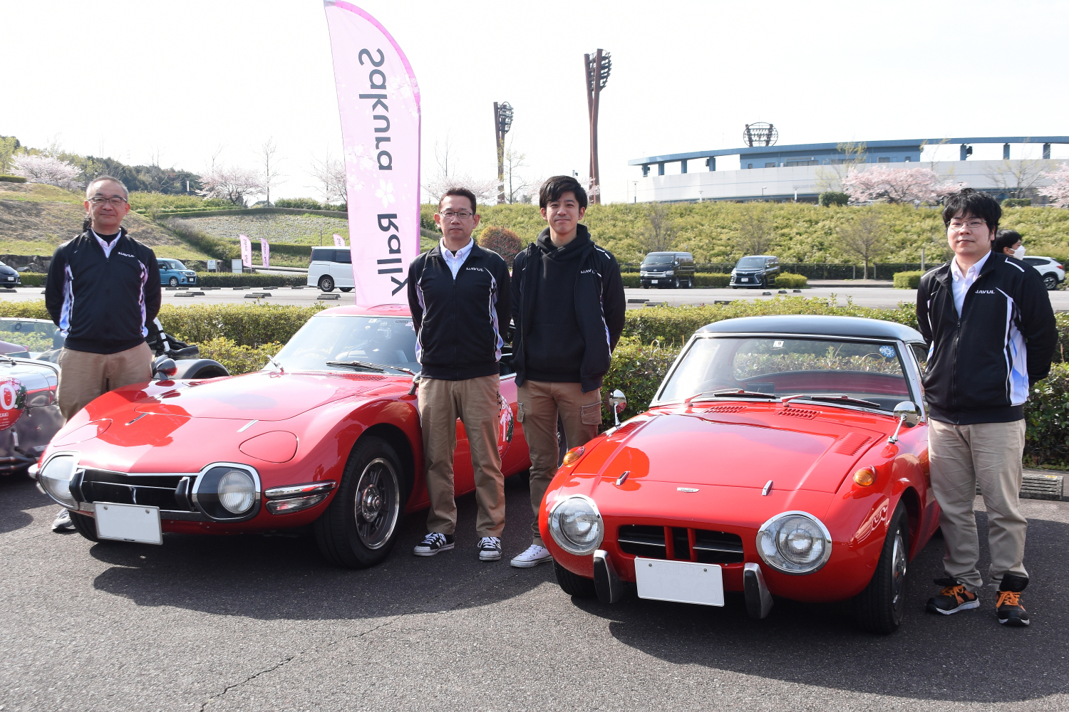 トヨタ2000GTとトヨタ スポーツ800