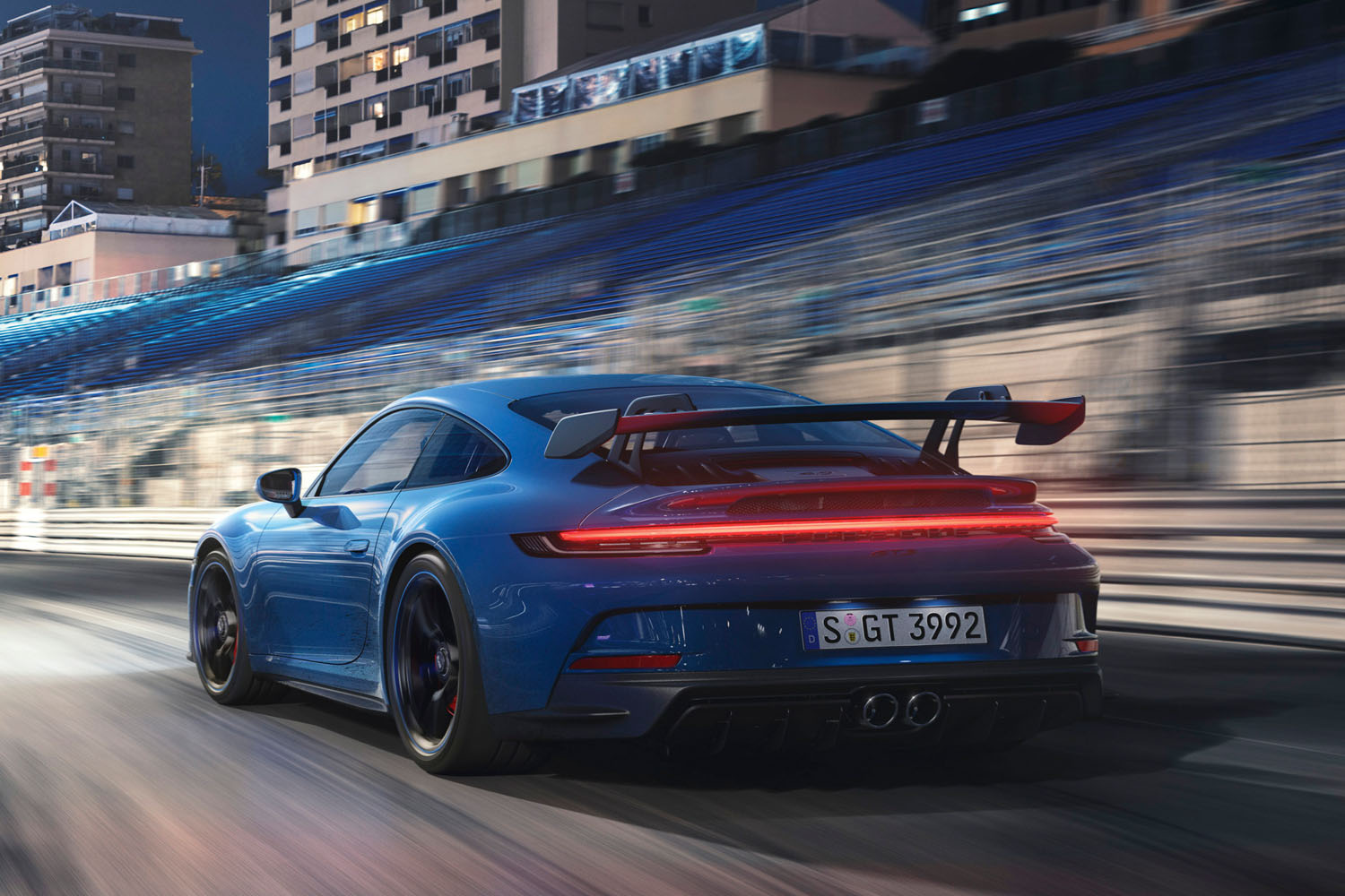 羽根付き「ポルシェ911」を買う最後のチャンス!? 還暦前オヤジの「清水