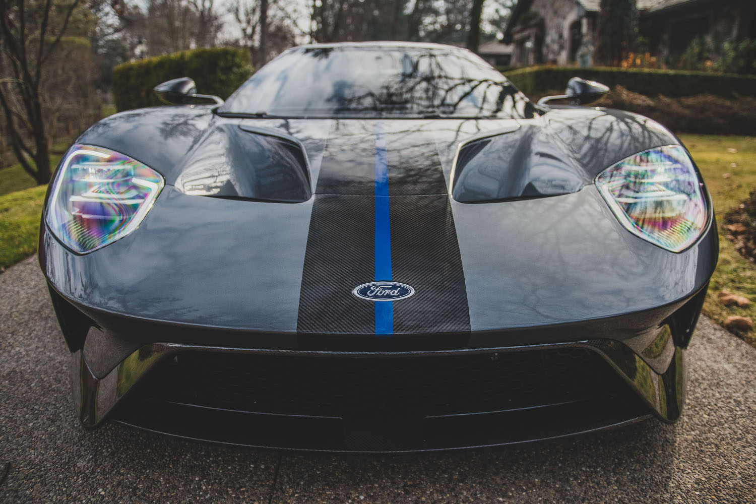 実走行150キロ！ フォード「GT」のカーボン仕様は1億円オーバー