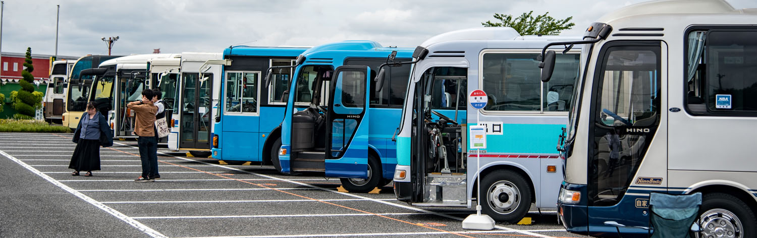 28歳、愛車は「路線バス」！ あふれる情熱で「商用車ミーティング関東」を仲間とともに開催しちゃいました