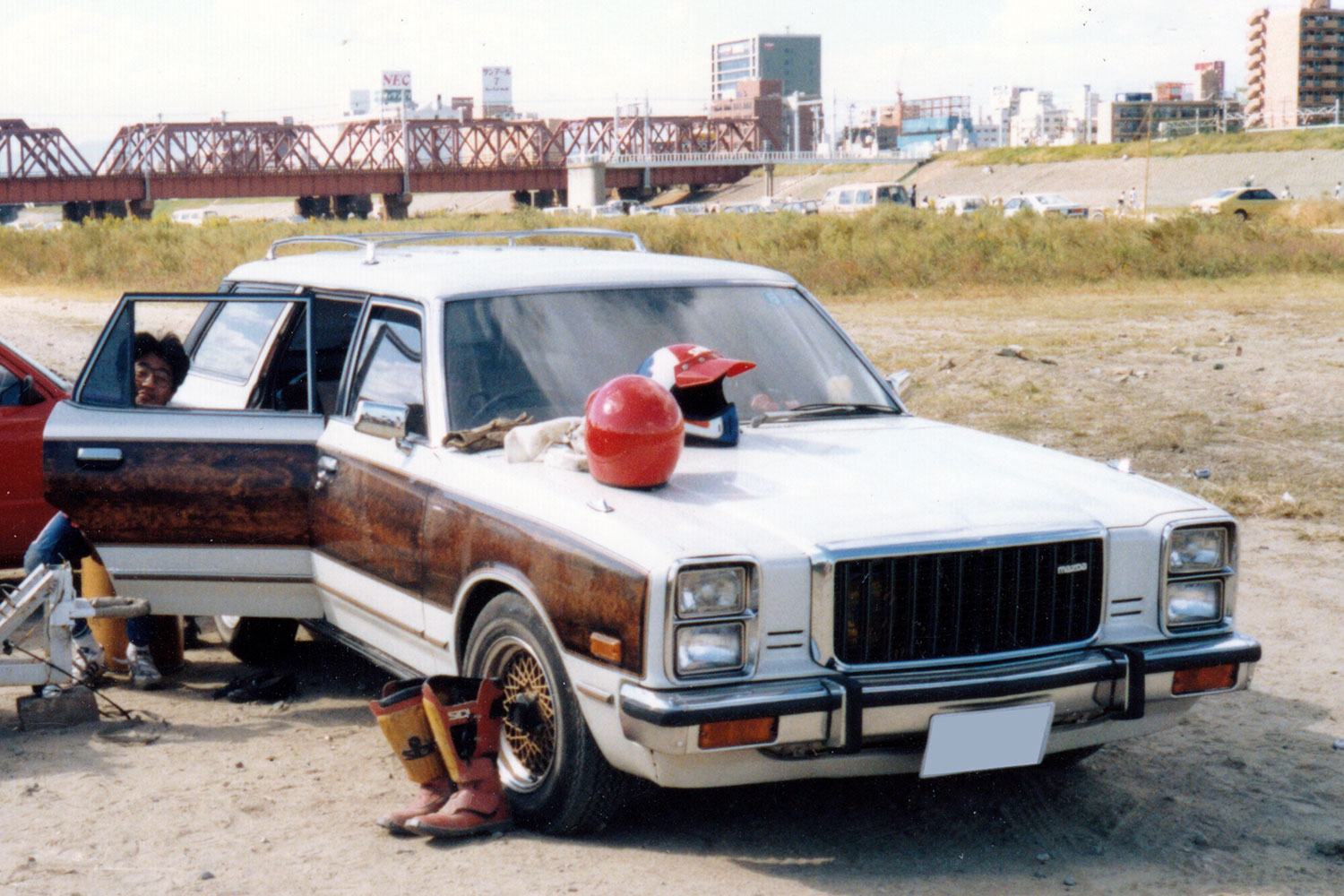ポンコツ　車　バイク チェリー」から「ダットラ」まで6年で10台！ ポンコツ車が乗り放題だった昭和のカーライフを振り返ろう | AUTO MESSE  WEB（オートメッセウェブ） 〜クルマを文化する 〜