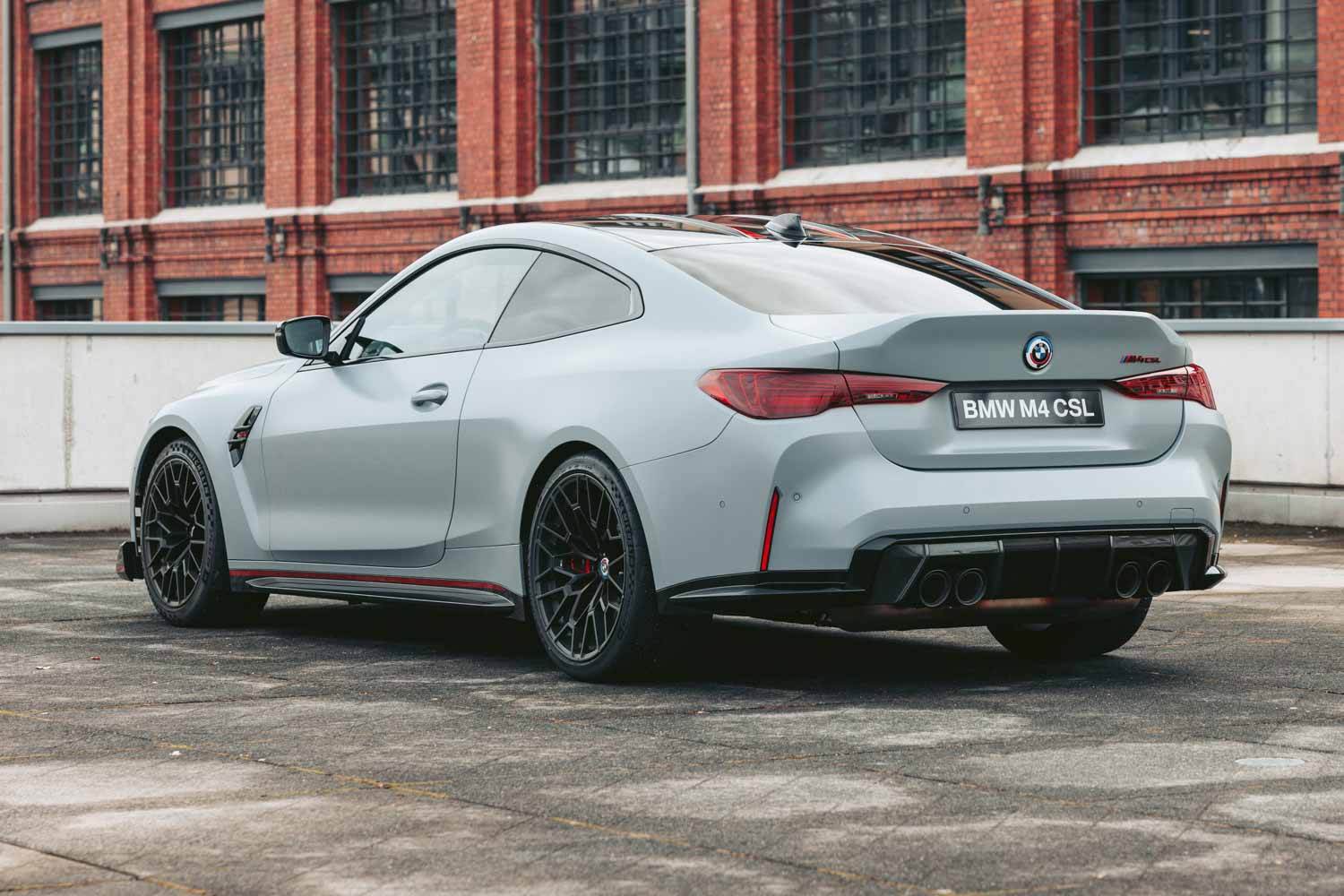 BMW M4 CLS