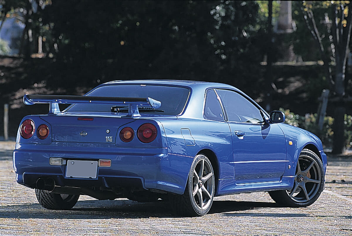 第2世代日産「スカイラインGT-R」の集大成！「M-spec」や「ニュル」も設定された「R34GT-R」の進化と熟成を振り返る |  ～カスタム・アウトドア・福祉車両・モータースポーツなどのカーライフ情報が満載～ AUTO MESSE WEB（オートメッセウェブ）