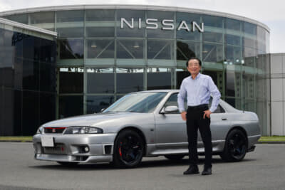 日産スカイラインGT-Rの開発ドライバーを務めた実験部の加藤博義氏と愛車のR33GT-R オーテックバージョン