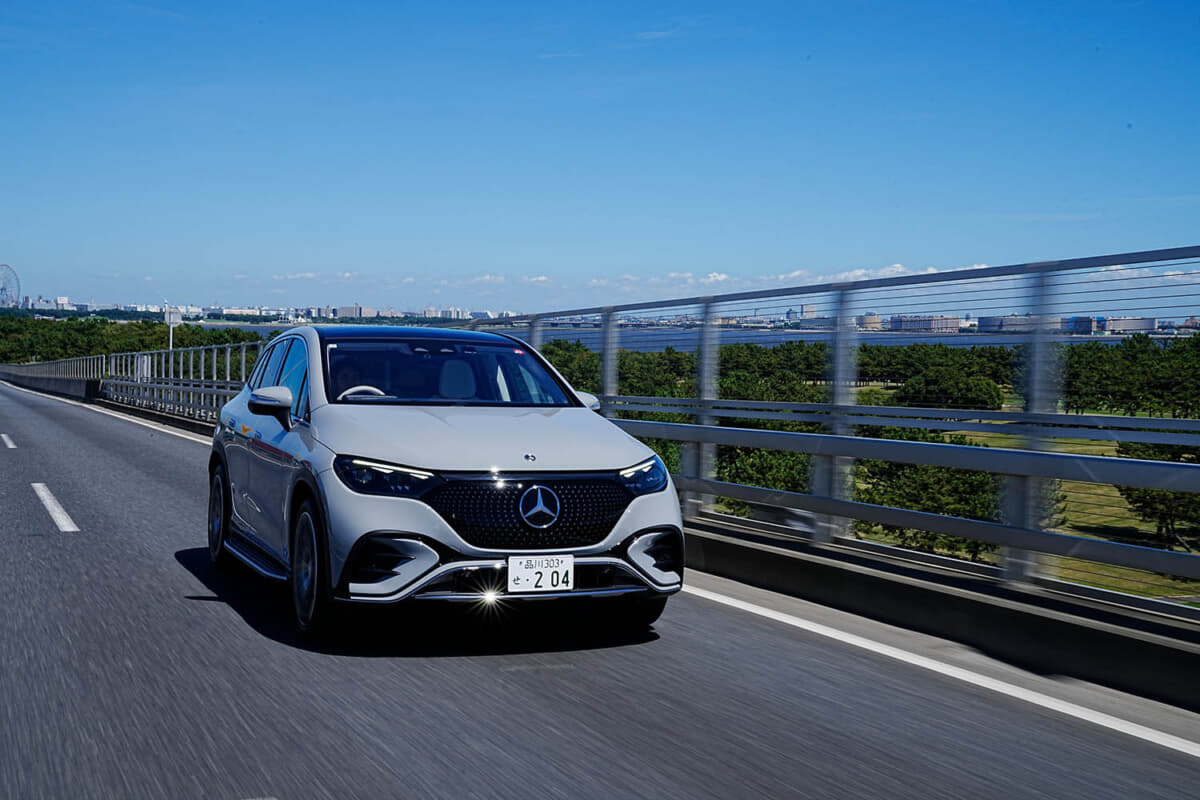 日本では2023年8月にお披露目されたBEVのミドルクラスSUV。日本仕様には車外に電力供給を可能とするV2H／V2L機能が備わっている