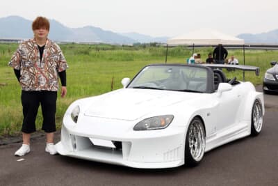 ホンダ S2000とオーナーのかずきさん