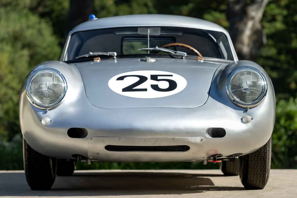 10億円は下らない!? ポルシェのル・マンでのクラス優勝車「550A