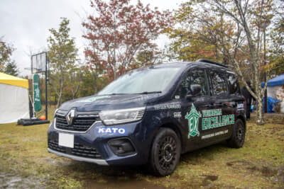 Bリーグのプロバスケットボールクラブ「横浜エクセレンス」の新型カングー