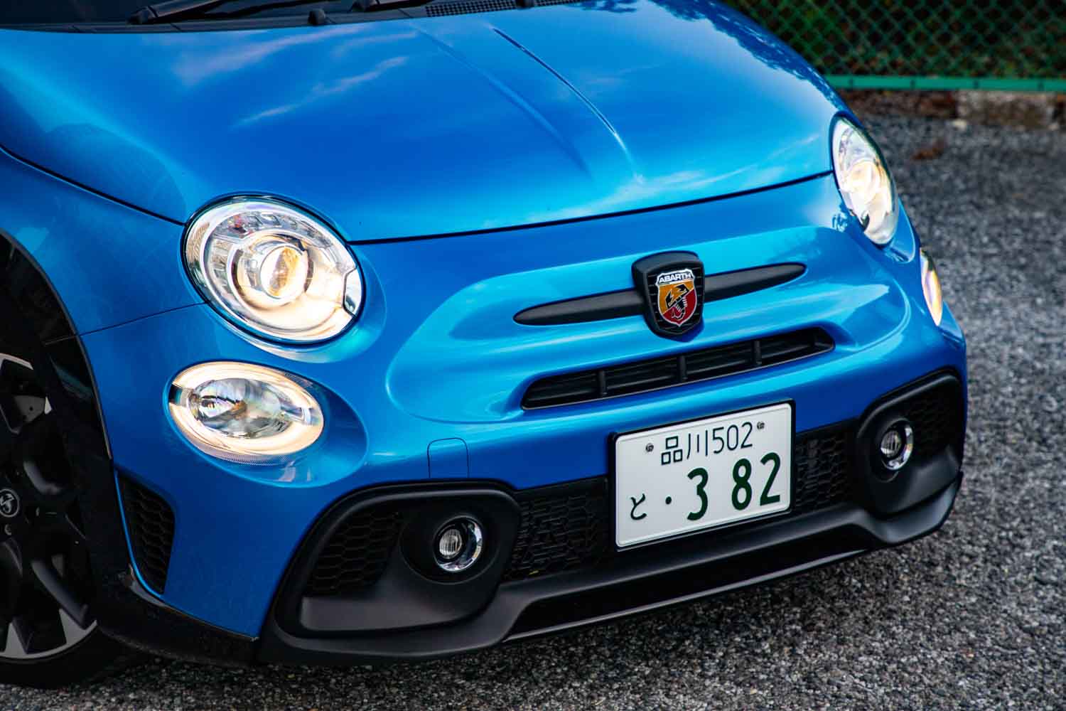 ただただ楽しい。ニヤニヤが止まらないアバルト「695トリビュート131