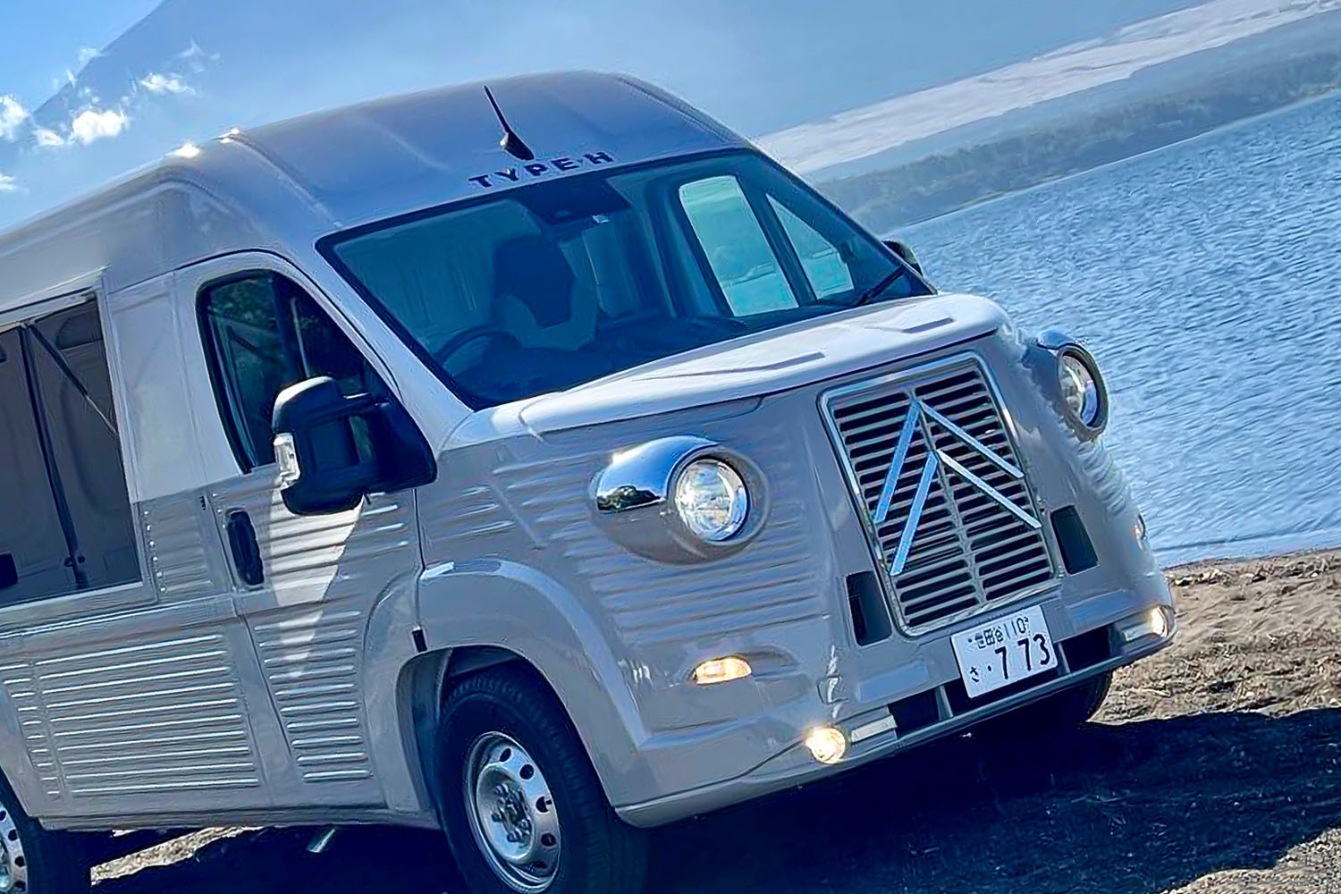 乗り出し1120万円！ 懐かしのシトロエン「タイプH」が復活して日本上陸