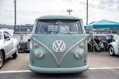 グリーンのボディカラーは自家塗装