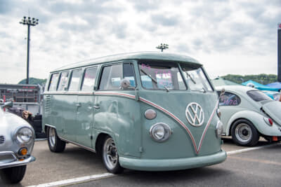 フロントには2インチのナロードビームを装着