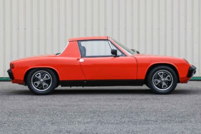 3万7950スイスフラン（邦貨換算約624万円）で落札されたポルシェ「914」（C）Courtesy of RM Sotheby's