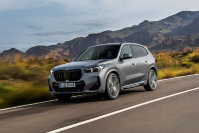 電動モデルのBMW X1 xDrive30eもラインアップ