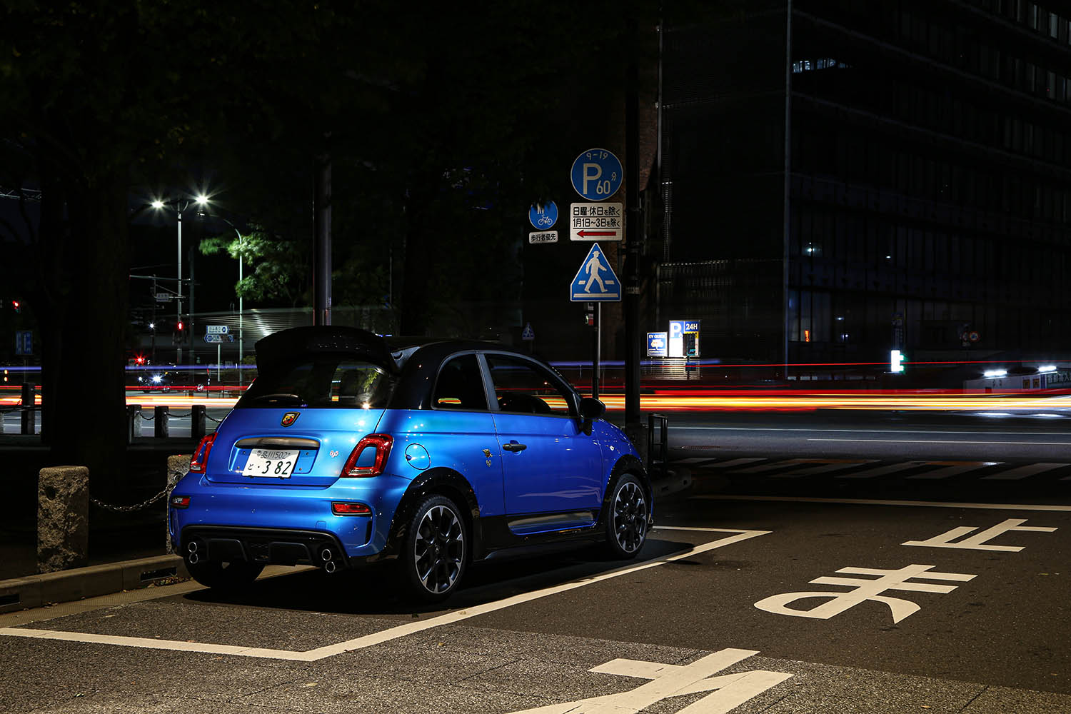 深夜妄想試乗：サソリのプワゾンで日常に刺激を！ アバルト「695