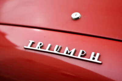 テールエンドに備わるTRIUMPHのエンブレム